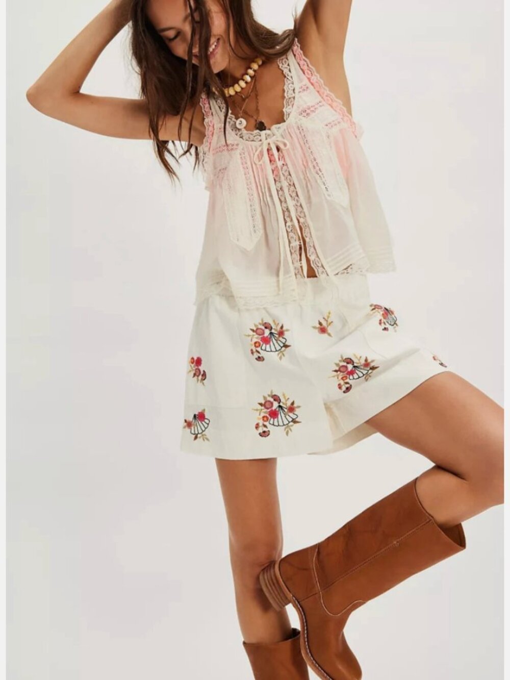 Free People Strada Embroidered Shorts – Floral Boho Cotton – Small